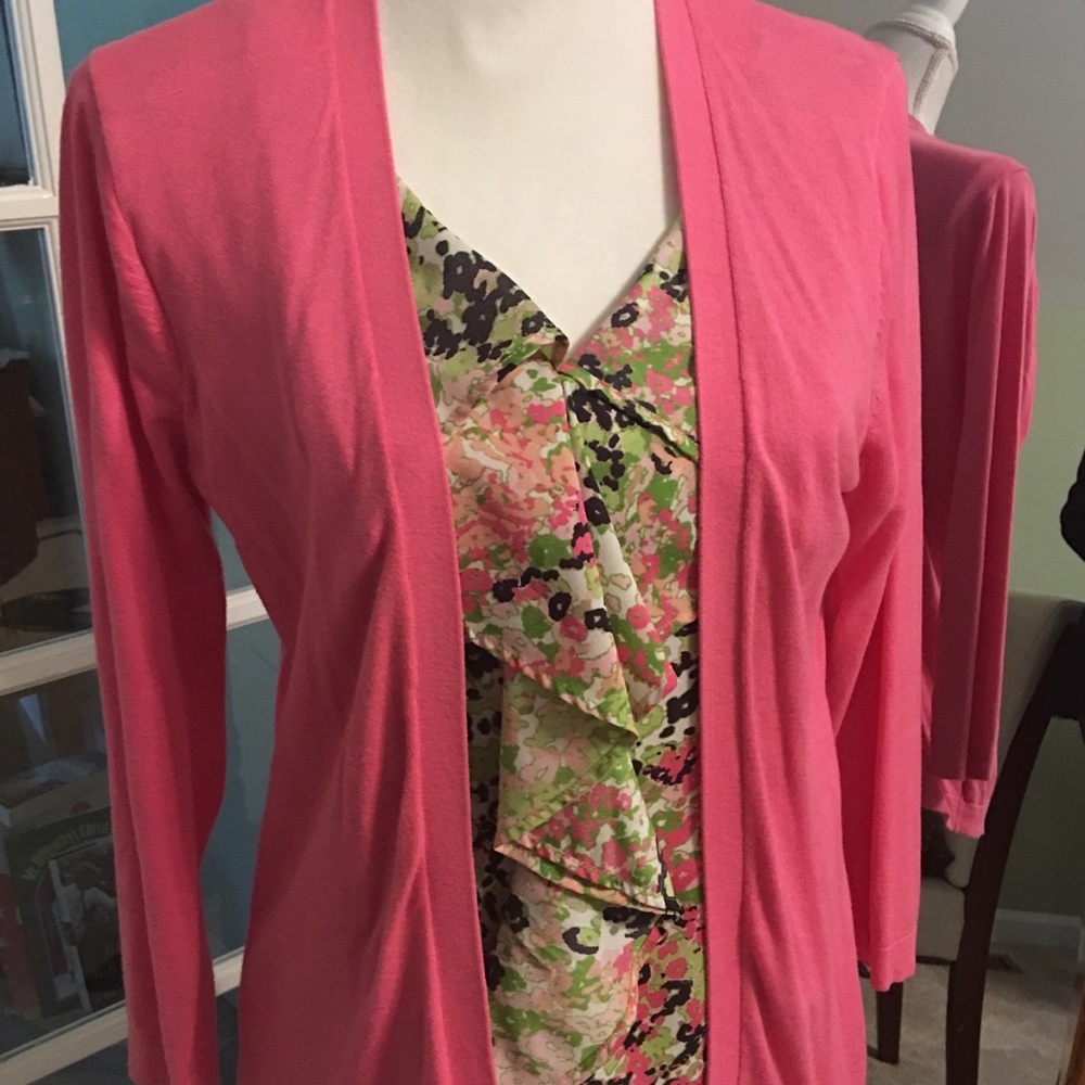 ⭐️Adorable one piece blouse/pink cardigan